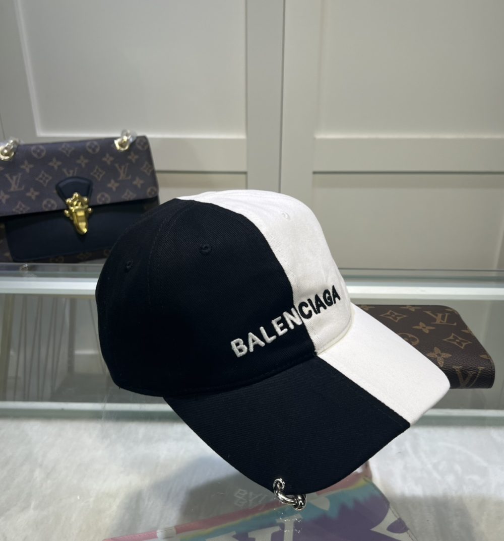 Balenciage Logo Cap Black/White Cap