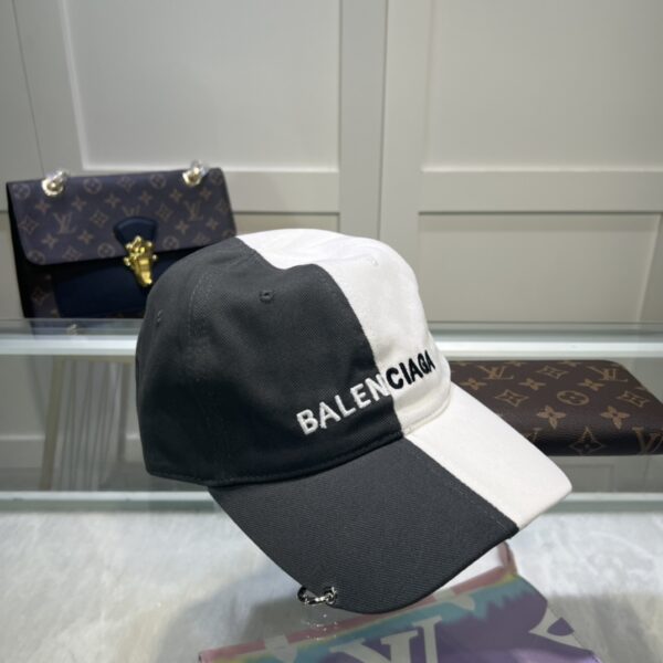 Balenciage Logo Cap Black/White Cap