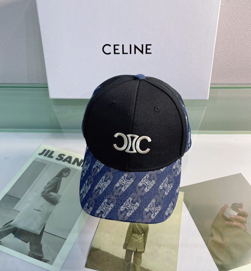 Celine Baseball Cap In Cotton Black
