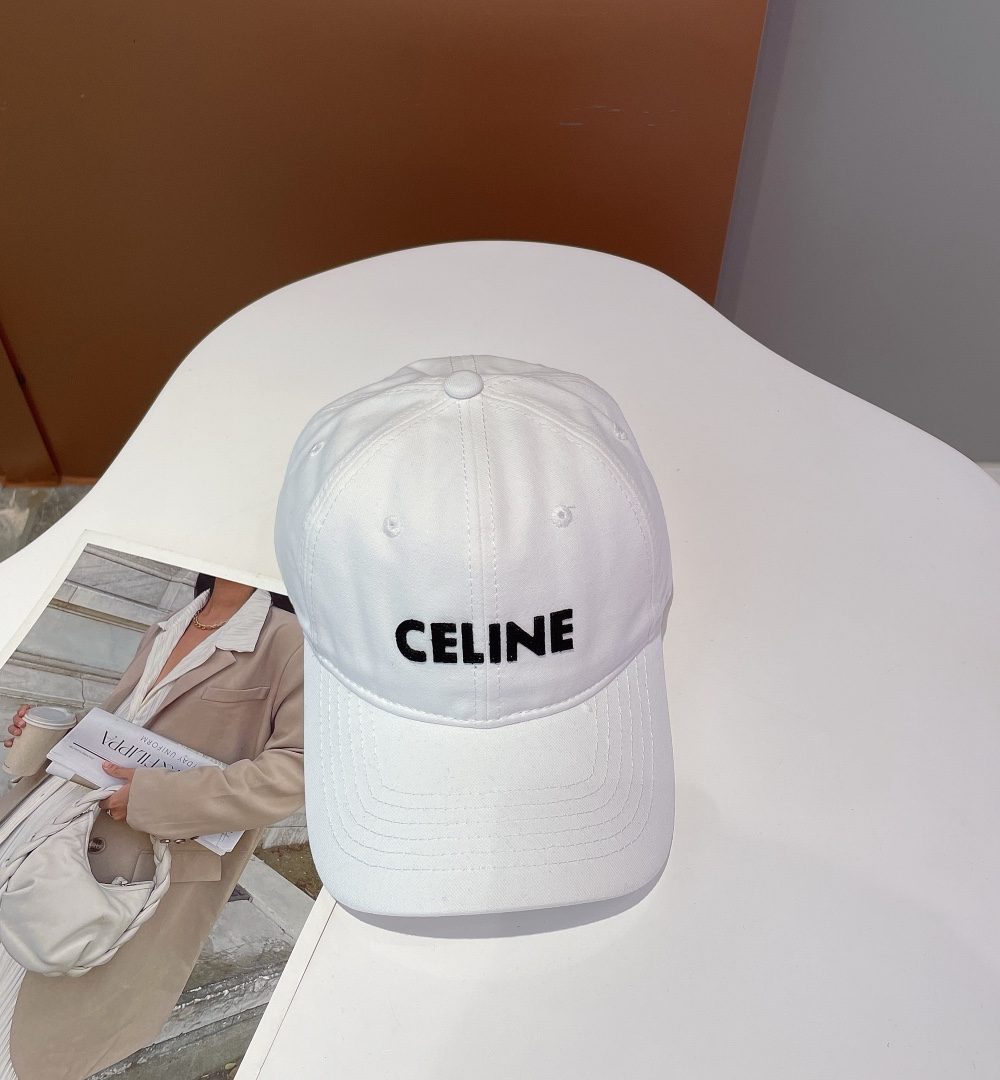 Celine Baseball Cap In Cotton White