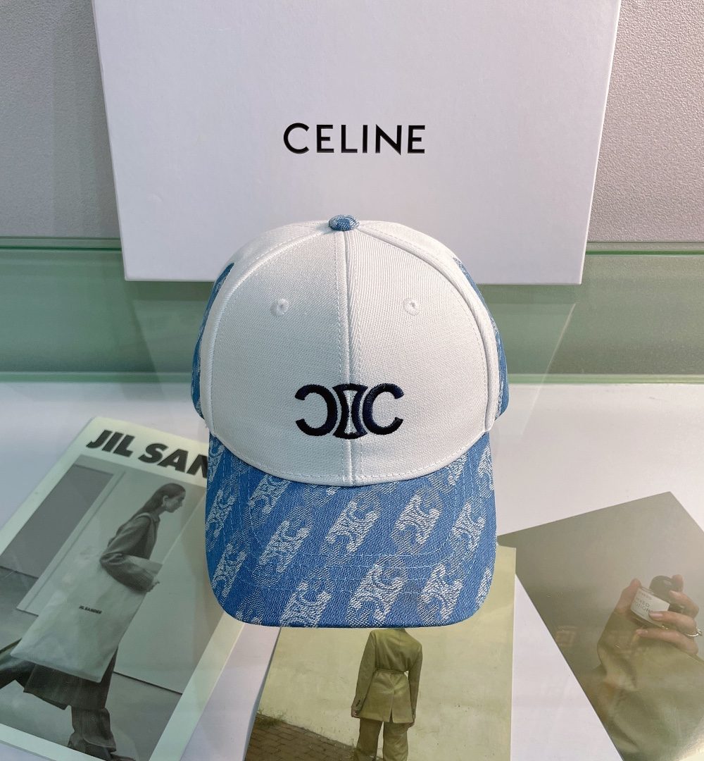 Celine Baseball Cap In Cotton White