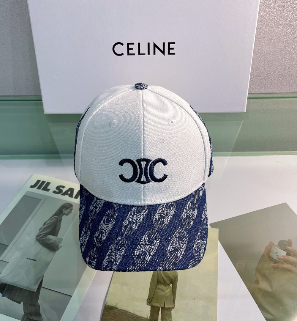 Celine Baseball Cap In Cotton White