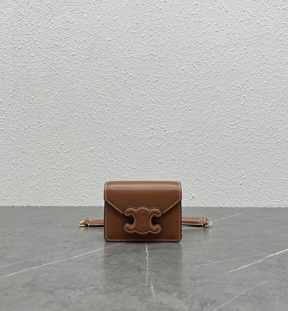 1:1 Replica Celine Card Holder On Chain Triomphe Tan For Women 4in/11cm 10J743DPV.04LU