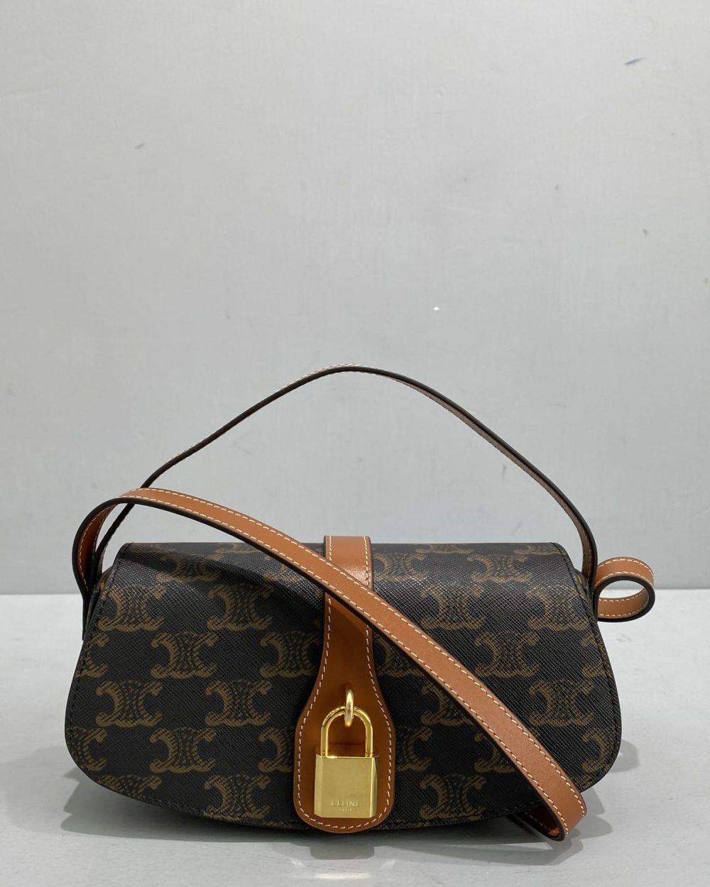 1:1 Replica Celine Casual Style Bridal Logo Brown For Women 7in/18cm 10I592DQ2.04LU