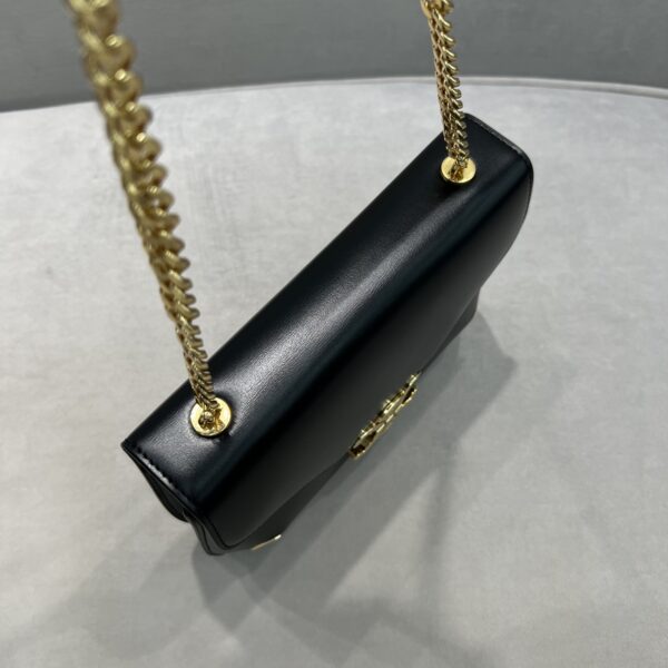 1:1 Replica Celine Chain Besace Triomphe Black For Women 10in/24.5cm 199273BF4.38NO