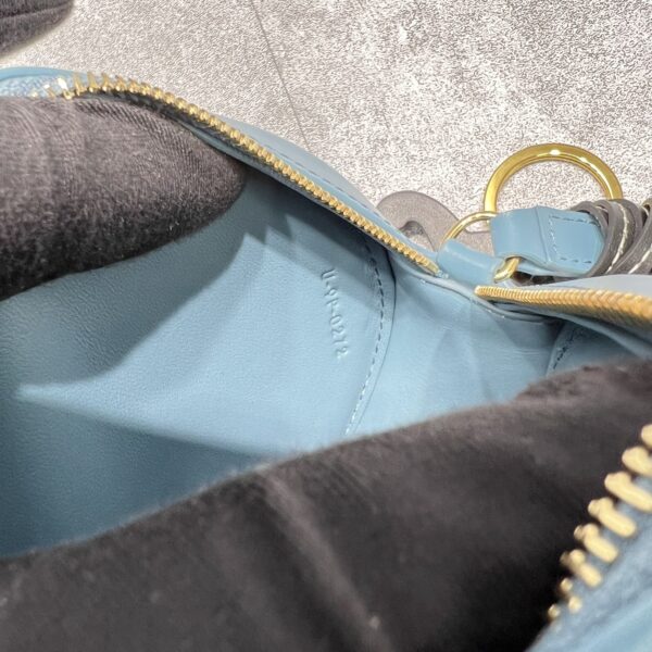 1:1 Replica Celine Crossbody Oval Purse Cuir Triomphe Blue For Women 6in/16cm 10I703DPQ.07DD