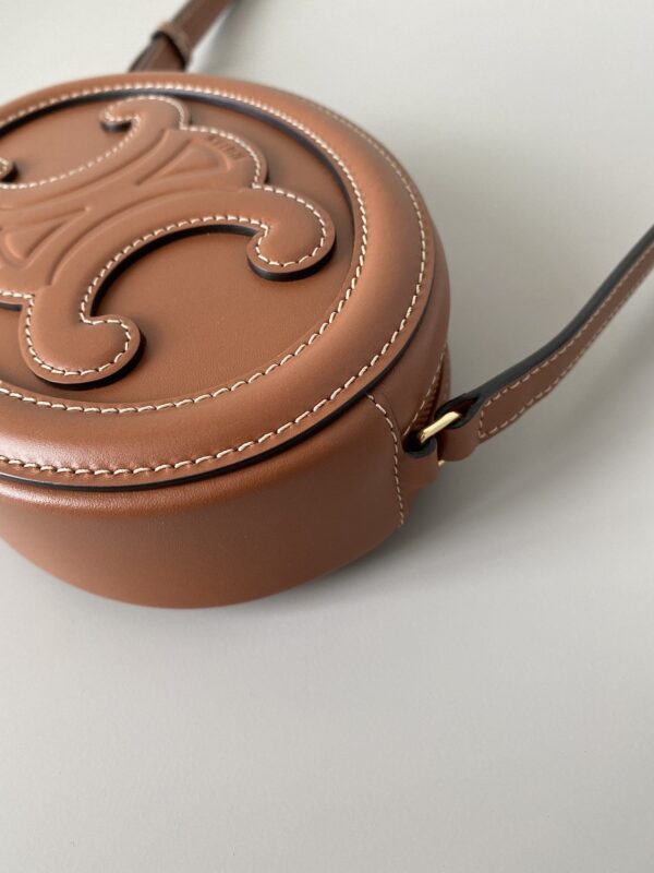 1:1 Replica Celine Crossbody Oval Purse Cuir Triomphe Brown For Women 6in/16cm 10I703DPQ.04LU