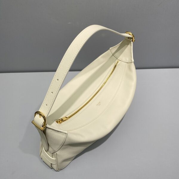 1:1 Replica Celine Medium Romy In Supple White For Women 13in/34cm 197443DPJ.01RC