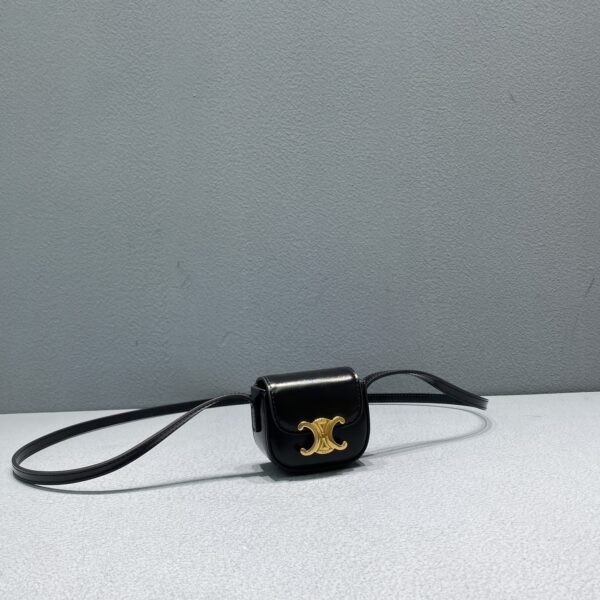 1:1 Replica Celine Mini Triomphe Black For Women 4in/11cm 10I513DPV.38NO