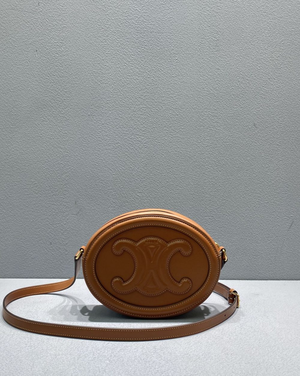 1:1 Replica Celine Oval Bag Cuir Triomphe Brown For Women 8in/20cm 198603DXC.04LU