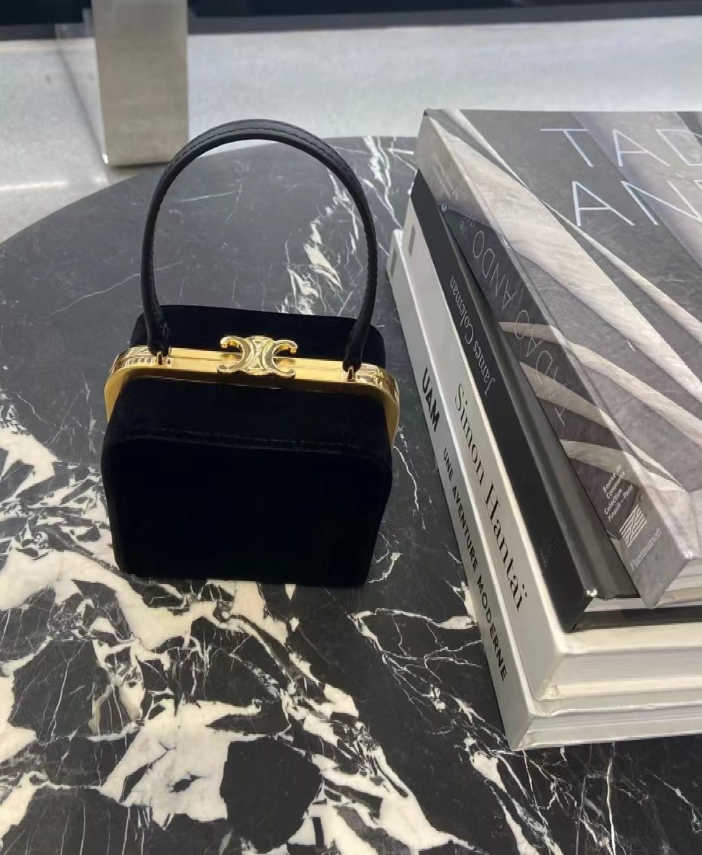 1:1 Replica Celine Triomphe Hardshell Velvet Bag Black For Women 4in/10cm