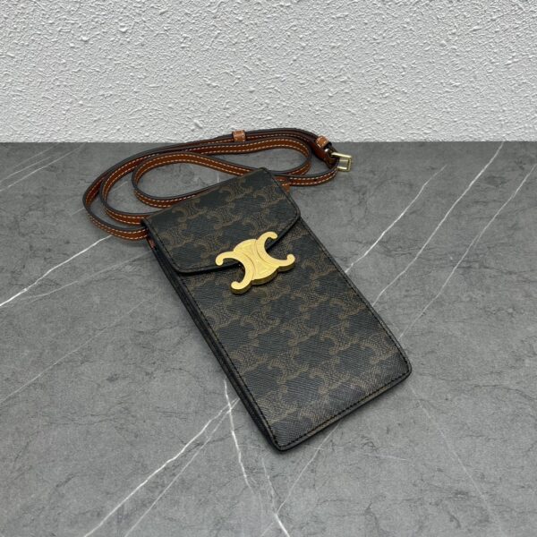 1:1 Replica Celine Vertical Mobile Pouch Triomphe Tan For Women 6in/19cm 10j092dqb.04LU