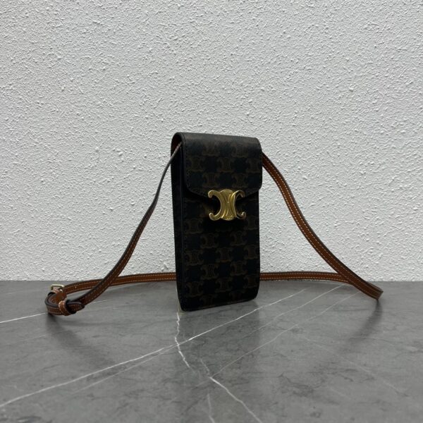 1:1 Replica Celine Vertical Mobile Pouch Triomphe Tan For Women 6in/19cm 10j092dqb.04LU
