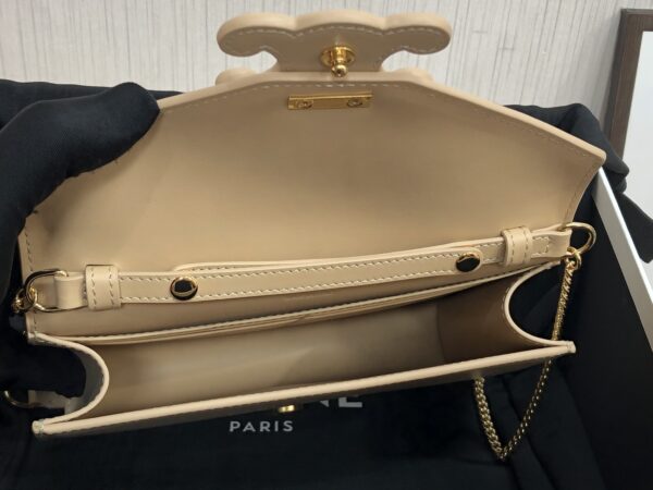 1:1 Replica Celine Wallet On Chain Triomphe Beige For Women 7in/19cm