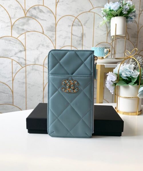 1:1 Replica Chanel 19 Matelasse Phone and Card Case Light Blue Bag For Women 19cm/7.5in
