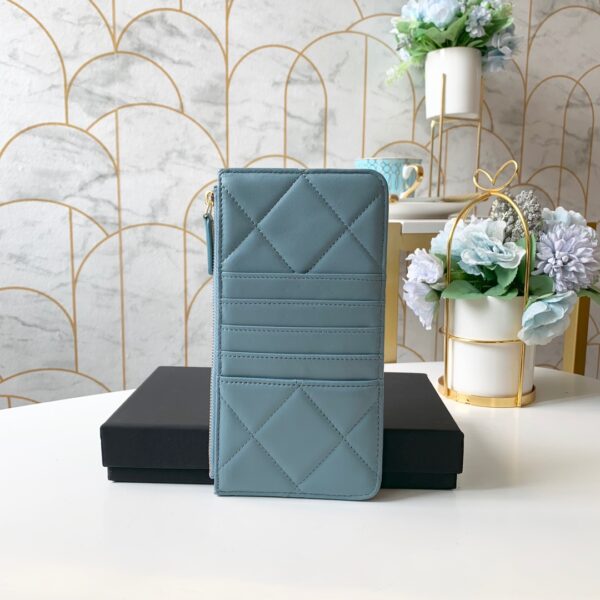 1:1 Replica Chanel 19 Matelasse Phone and Card Case Light Blue Bag For Women 19cm/7.5in