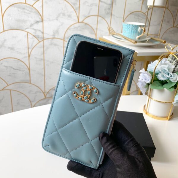 1:1 Replica Chanel 19 Matelasse Phone and Card Case Light Blue Bag For Women 19cm/7.5in