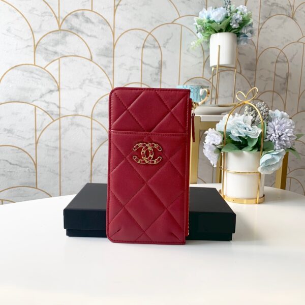 1:1 Replica Chanel 19 Matelasse Phone and Card Case Red Bag For Women 19cm/7.5in