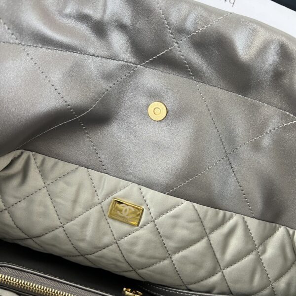 [REP 1:1] Chanel 22 Medium Handbag Yellow/Grey/Brown/Dark Blue/Pink/Jade Green/White For Women 37cm / 14.5in