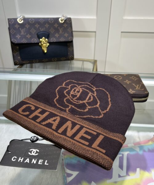 Chanel Beanie In Brown