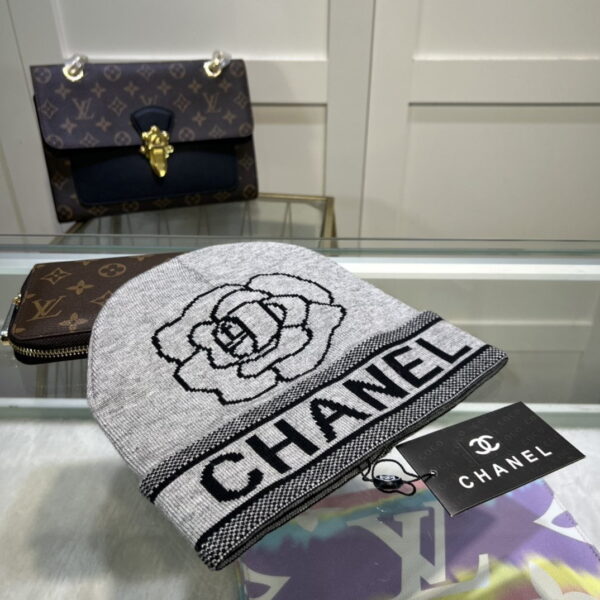 Chanel Beanie In Grey