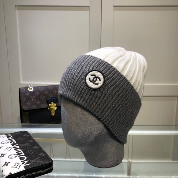 Chanel Beanie In Grey & White