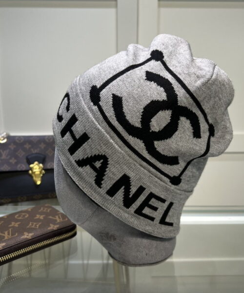 Chanel Beanie In Grey