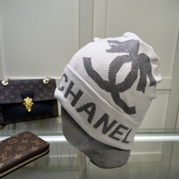 Chanel Beanie In Grey