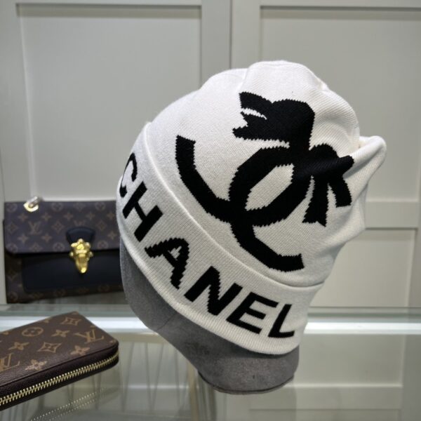 Chanel Beanie In White