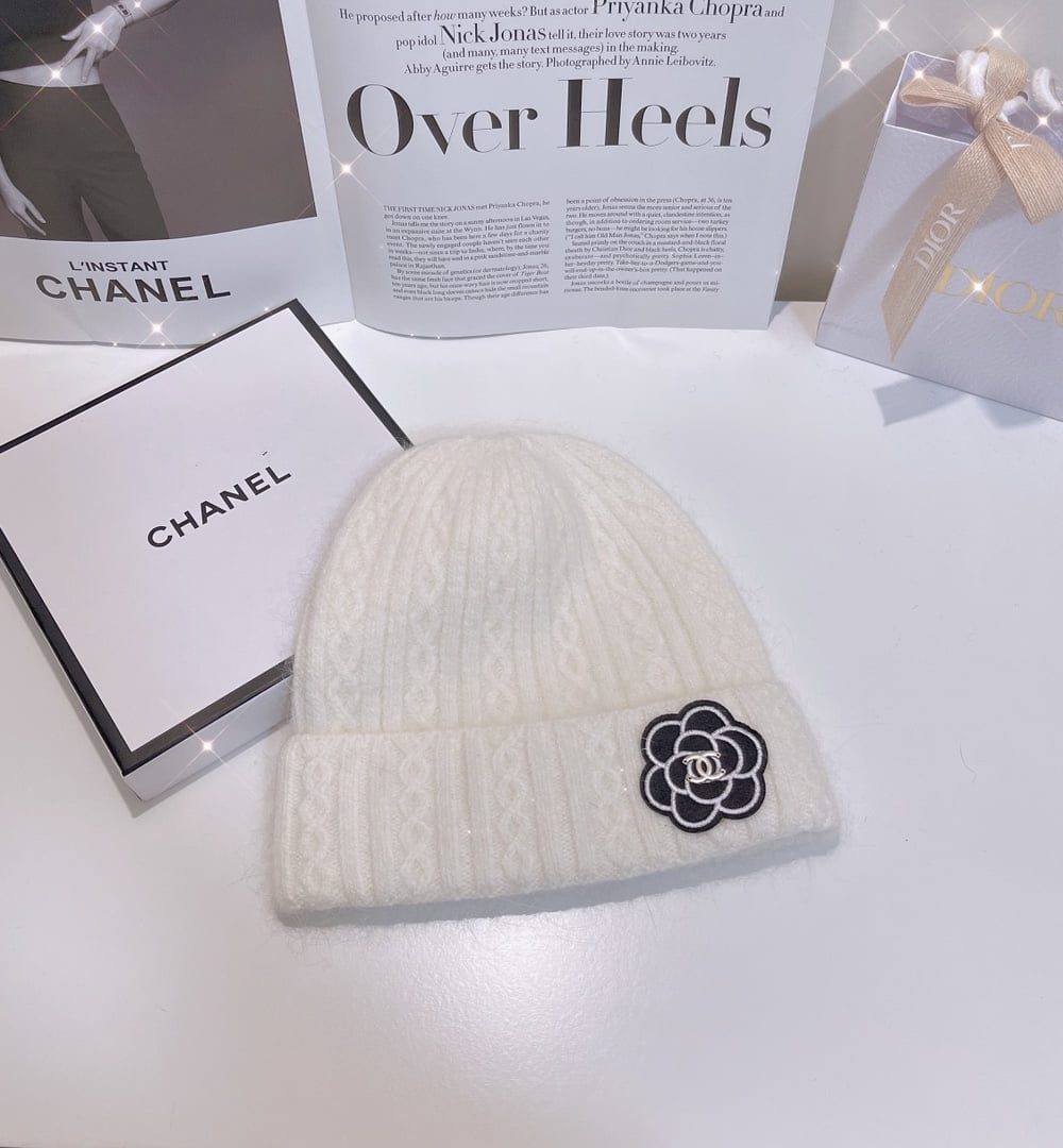 Chanel Beanie White