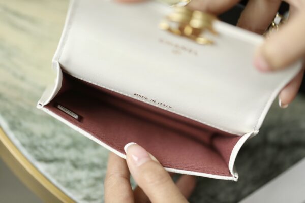1:1 Replica Chanel CO-CO Clutch With Chain 9.5cm/3.7in Gold Toned Hardware For Women White