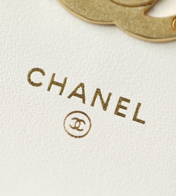 1:1 Replica Chanel CO-CO Clutch With Chain 9.5cm/3.7in Gold Toned Hardware For Women White