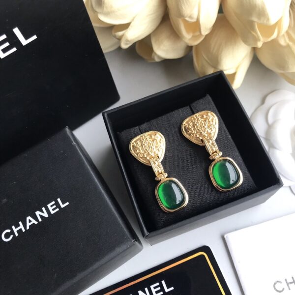 Chanel Earring