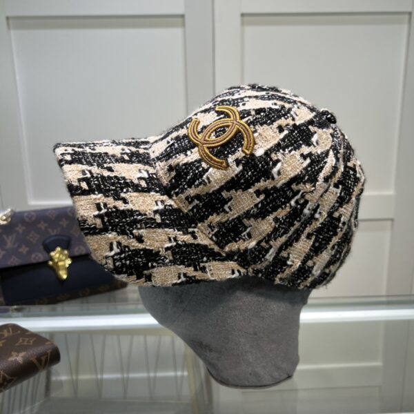 Chanel Hat Black/Beige