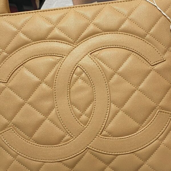 [REP 1:1] Chanel Medallion Tote Gold Hardware Caviar Yellow For Women, Women's Handbags, Shoulder Bags 11.8in/30cm