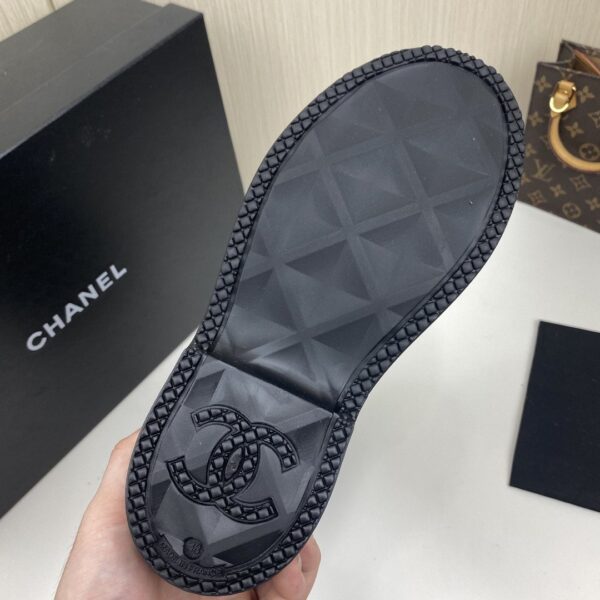Chanel Women's High Boots Black For Women G39620 X56326 94305