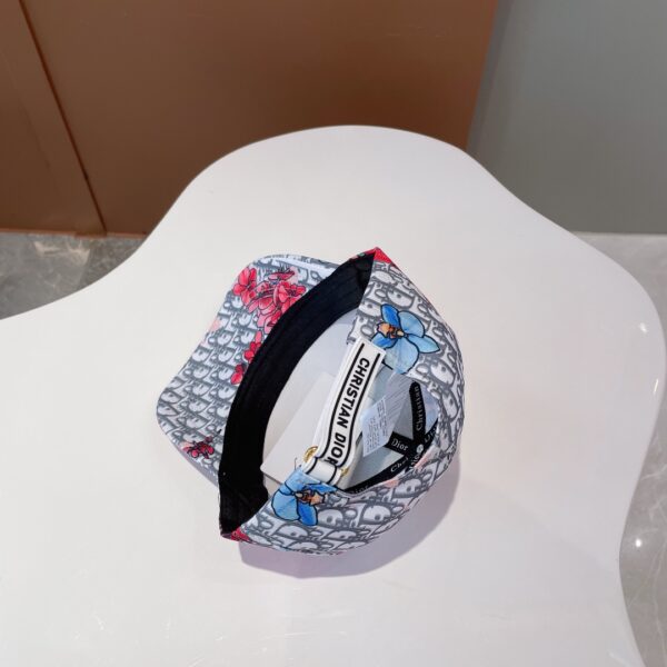 Christian Dior Baseball Cap White/Pink Cap