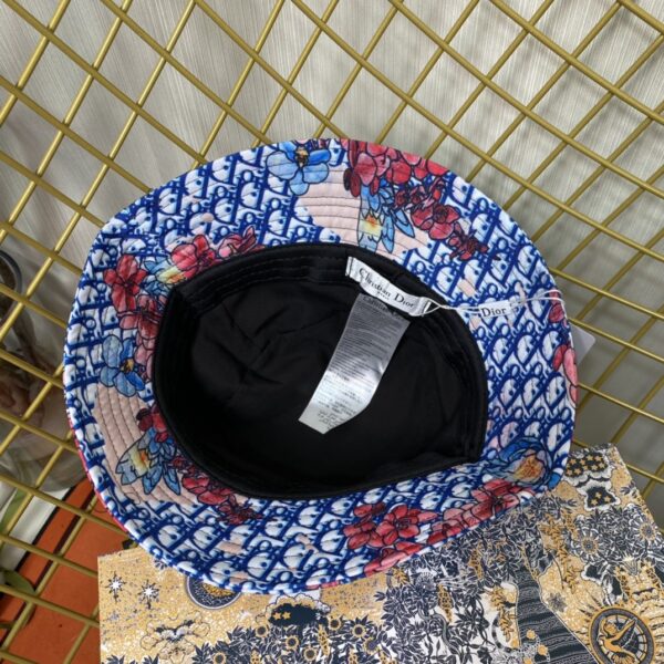 Christian Dior Jack Dior Bucket Hat With Multiple Color