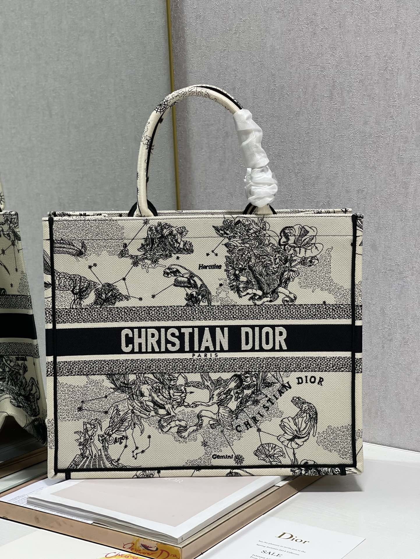 1:1 Replica Christian Dior Large Dior Book Tote Dior Zodiac Embroidery, Black/Beige, For Women Women’s Handbags, 41cm CD