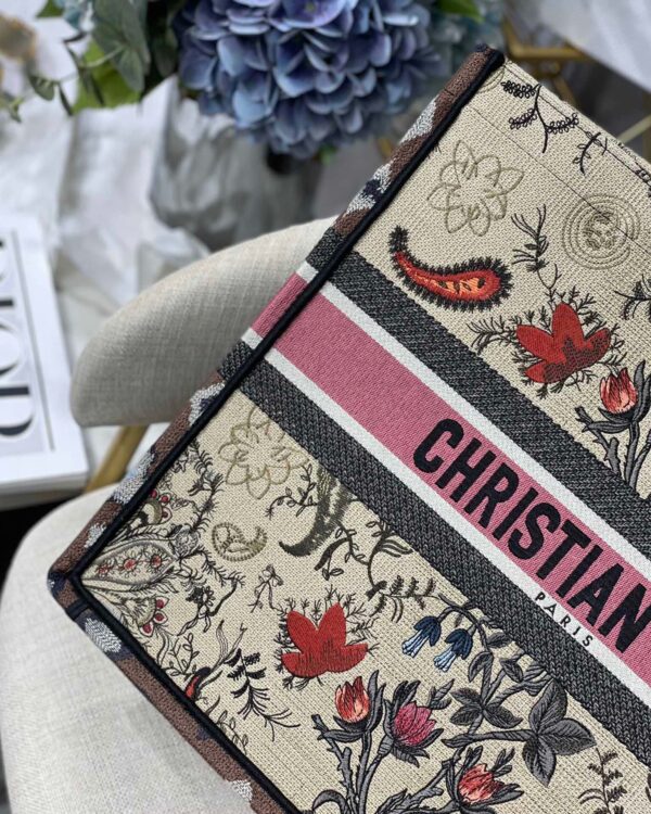 1:1 Replica Christian Dior Large Dior Book Tote Flowers Embroidery For Women 16.5in/42cm CD M1286ZRIW