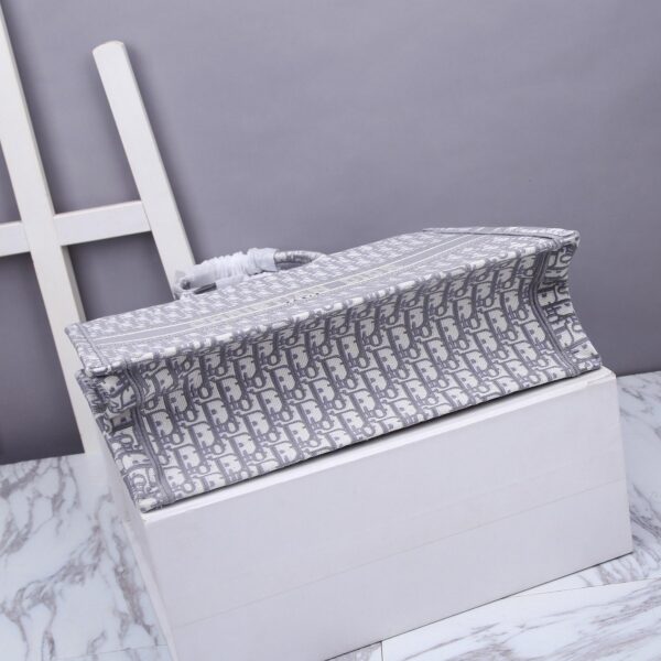 1:1 Replica Christian Dior Large Dior Book Tote Gray, For Women, Women’s Handbags 16.5in/42cm CD M1286ZRIW_M932