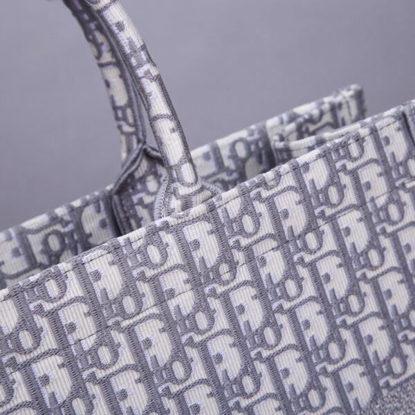 1:1 Replica Christian Dior Large Dior Book Tote Gray, For Women, Women’s Handbags 16.5in/42cm CD M1286ZRIW_M932