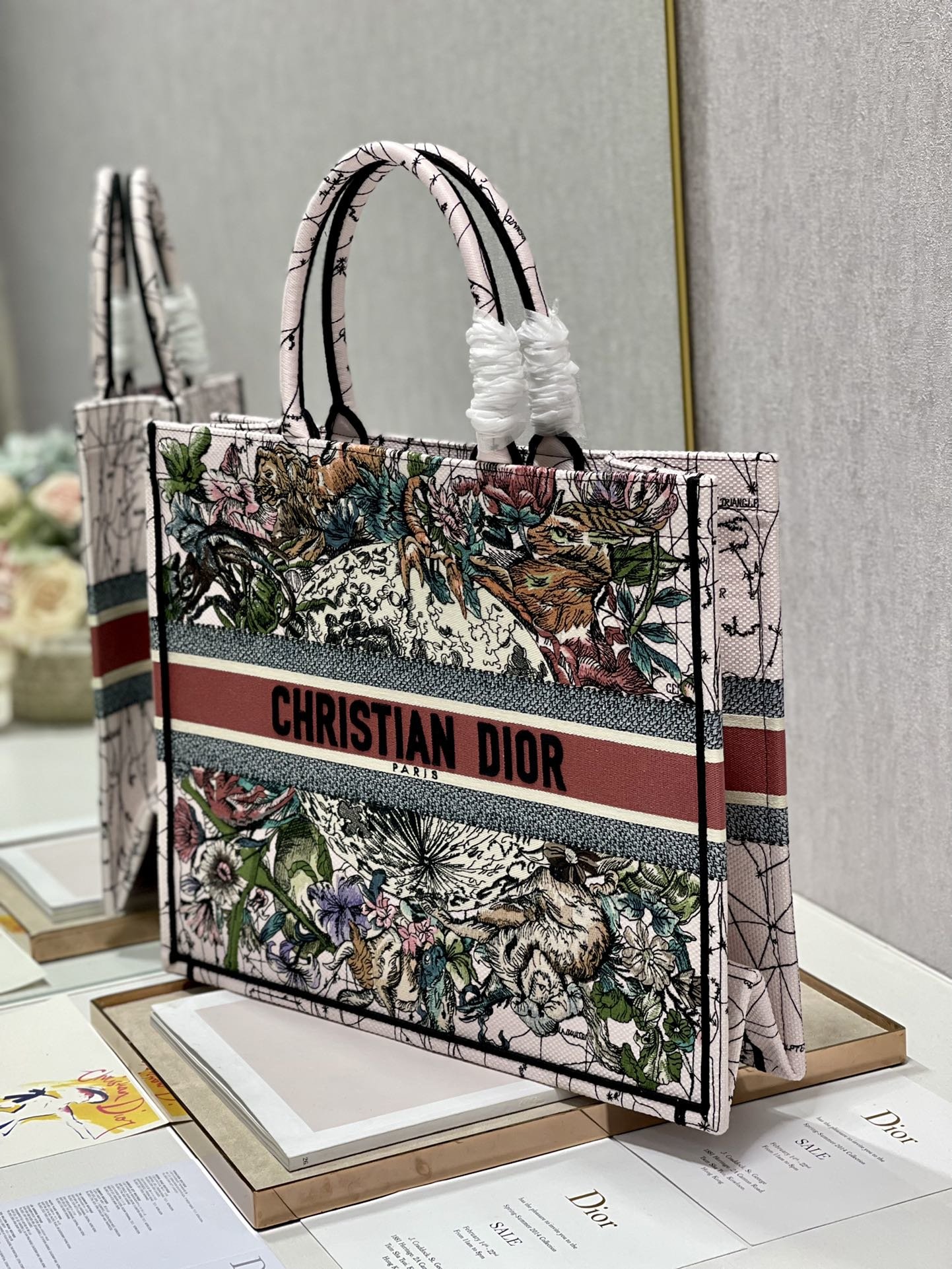 1:1 Replica Christian Dior Large Dior Book Tote Multicolor Dior Constellation Embroidery, Multicolor, For Women Women’s Handbags, Shoulder Bags, 42cm CD - Image 4