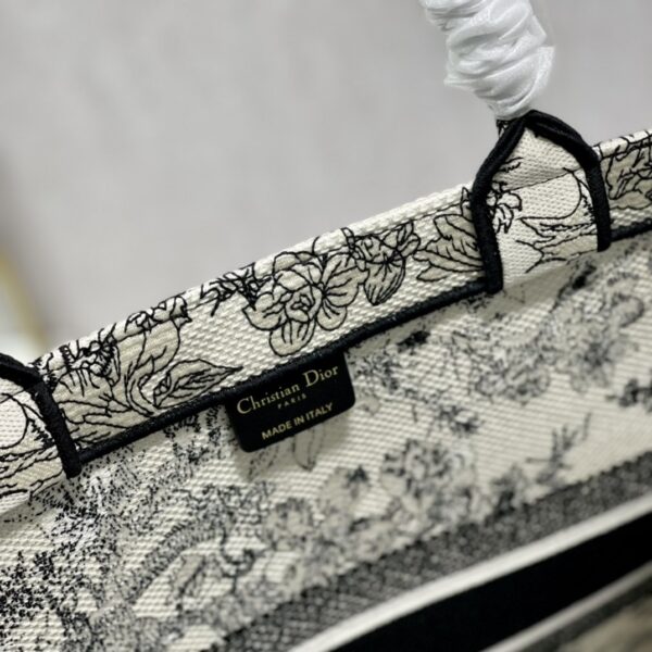 1:1 Replica Christian Dior Large Dior Book Tote Toile de Jouy Flowers Embroidery, Black/Beige, For Women Women’s Handbags, Shoulder Bags, 42cm CD M1286ZTQW_M808