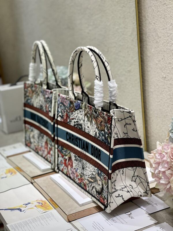 1:1 Replica Christian Dior Medium Dior Book Tote Latte Multicolor Dior Zodiac Embroidery, Latte Multicolor, For Women Women’s Handbags, Shoulder Bags, 36cm CD
