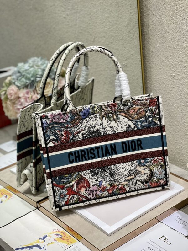 1:1 Replica Christian Dior Medium Dior Book Tote Latte Multicolor Dior Zodiac Embroidery, Latte Multicolor, For Women Women’s Handbags, Shoulder Bags, 36cm CD
