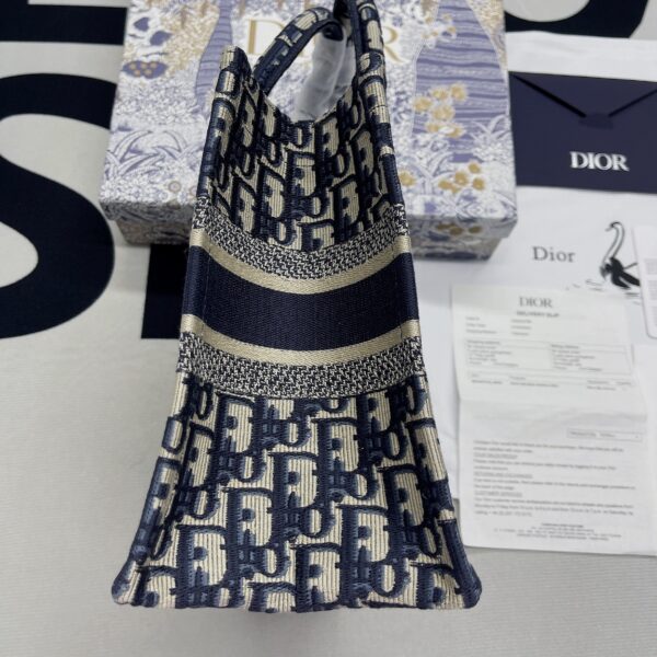 1:1 Replica Christian Dior Small Dior Book Tote Blue, For Women, Women’s Handbags 26.5cm/10.5in CD M1265ZRIW_M928