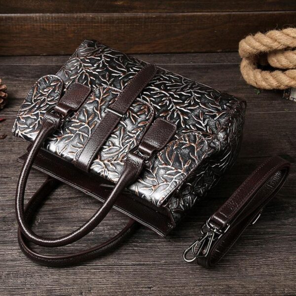 CO08 - WOMEN'S FASHION BAG.