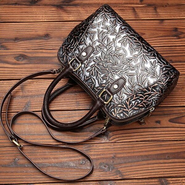 CO11 - WOMEN'S FASHION BAG.