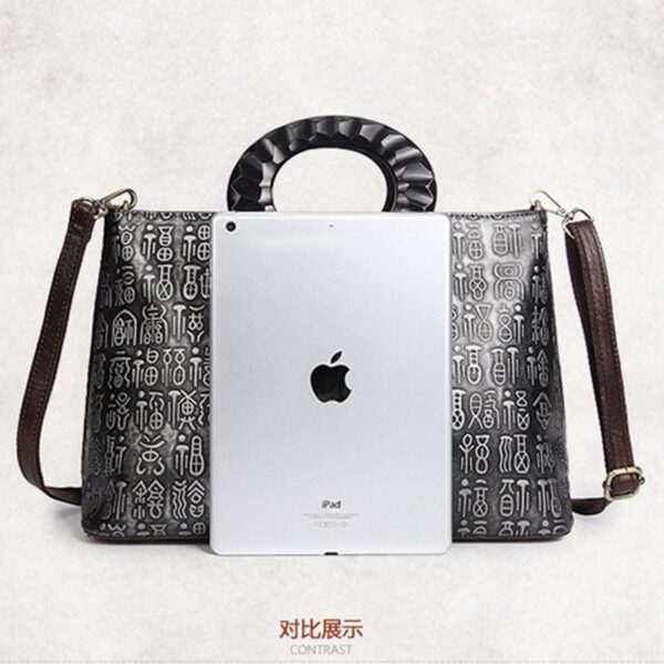 CO12 - WOMEN'S FASHION BAG.